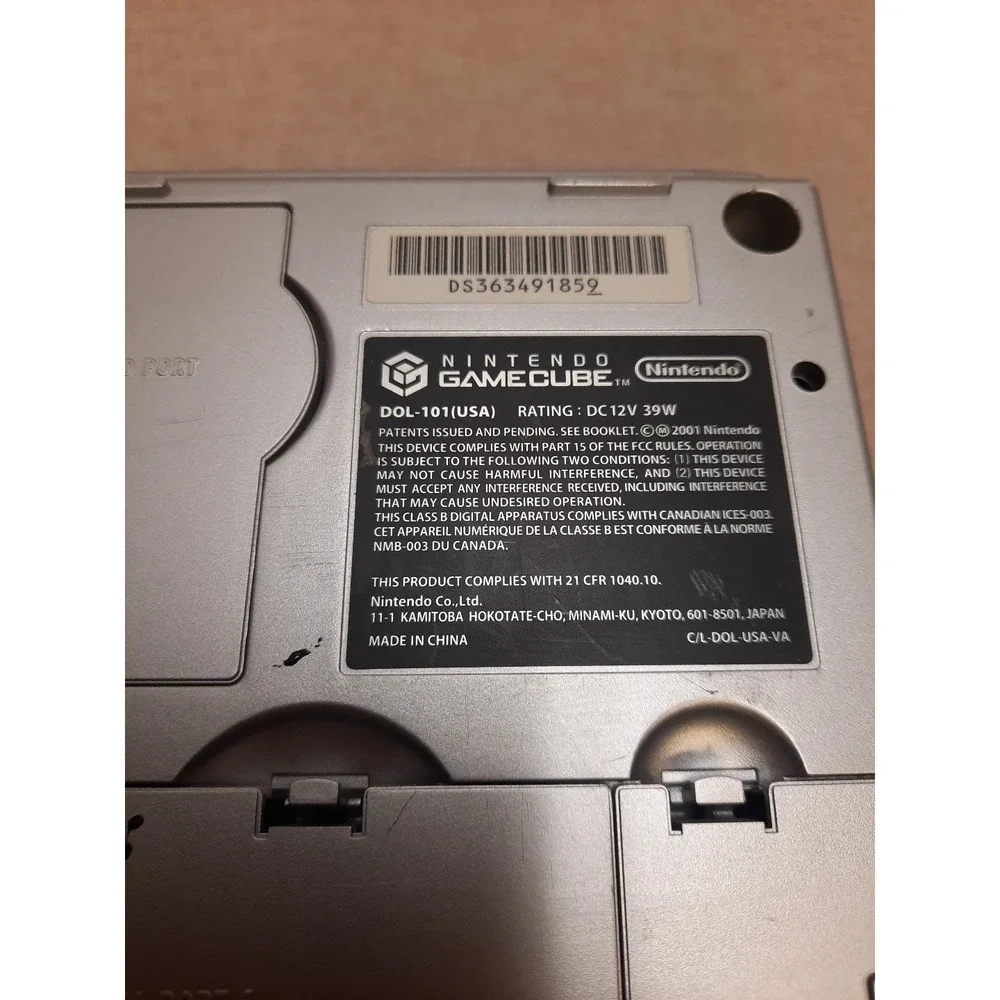 Nintendo GameCube Silver DOL-101 Console Game Memory Card Only - For Parts Only